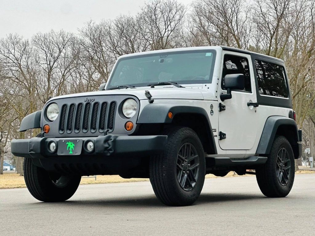 2013 Jeep Wrangler Sport