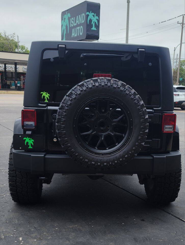 2017 Jeep Wrangler Unlimited Sahara