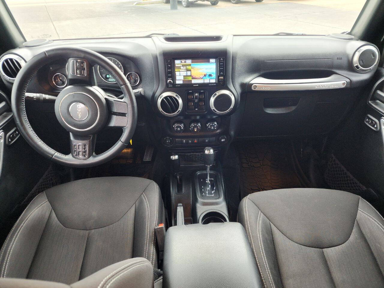 2017 Jeep Wrangler Unlimited Sahara