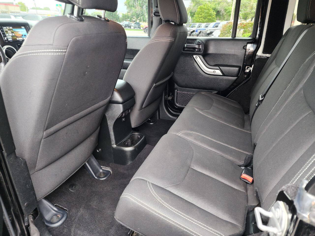 2017 Jeep Wrangler Unlimited Sahara