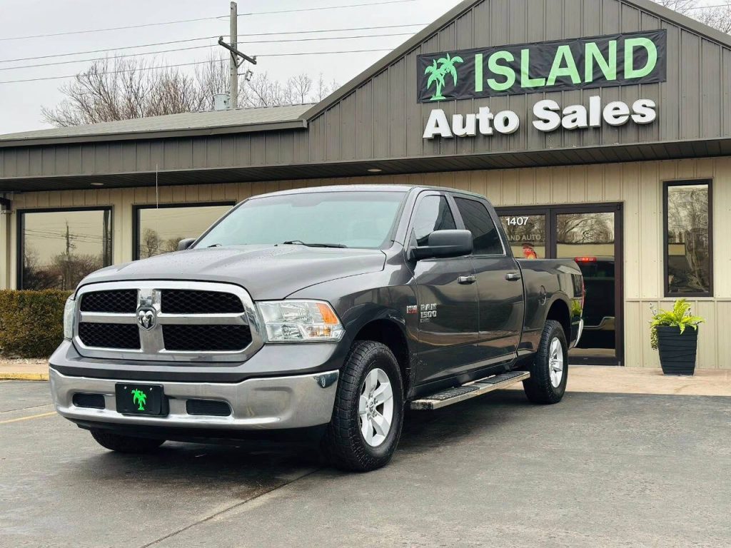 2019 RAM 1500 Classic SLT