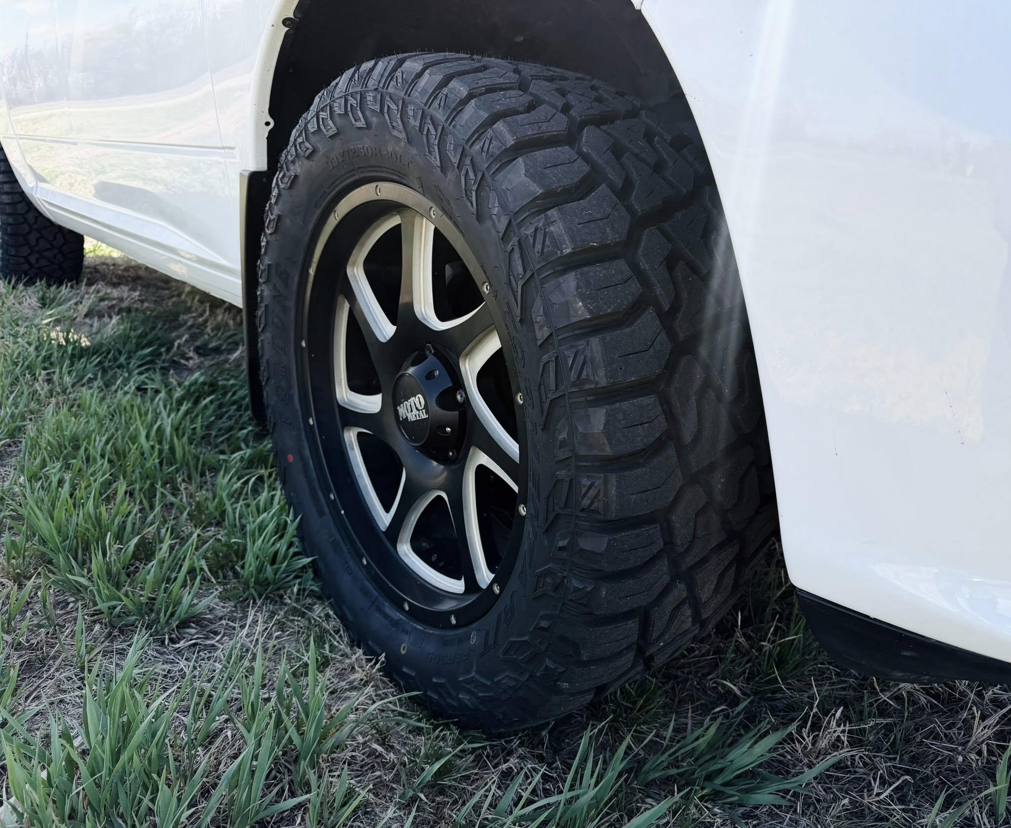 2016 RAM 1500 Sport