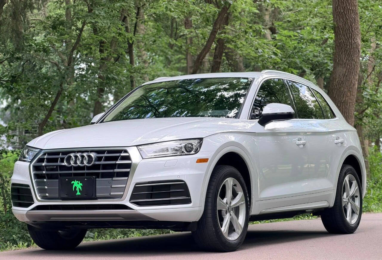 2020 Audi Q5 Quattro Titanium Premium 45 TFSI