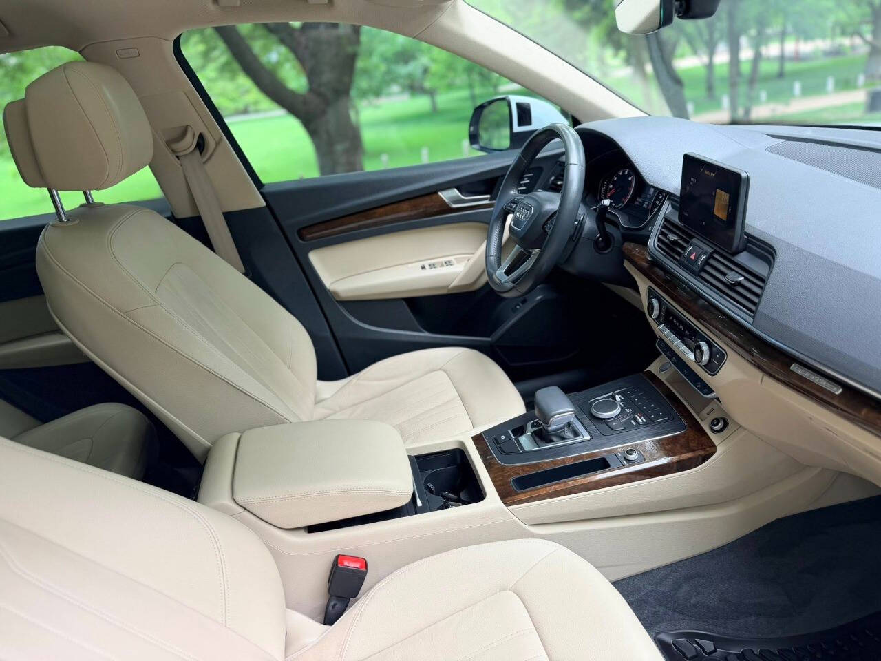 2020 Audi Q5 Quattro Titanium Premium 45 TFSI